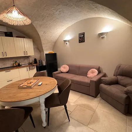 Mimi Maison Vecchia Барі